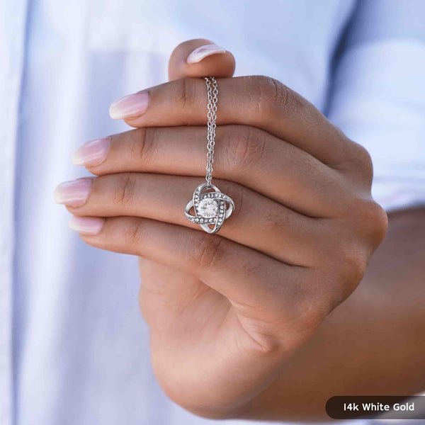 “Hold It Tight” – A Wholesome Gift from a Proud Dad to His Daughter | Queen's Charm Necklace