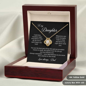 "Held This Necklace Tight" – A Gift She’ll Never Forget