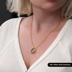 THE HEART OF THE FAMILY : BLUSH BLOOM NECKLACE